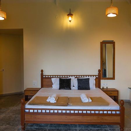 Rajlok Resorts Pune Luaran gambar